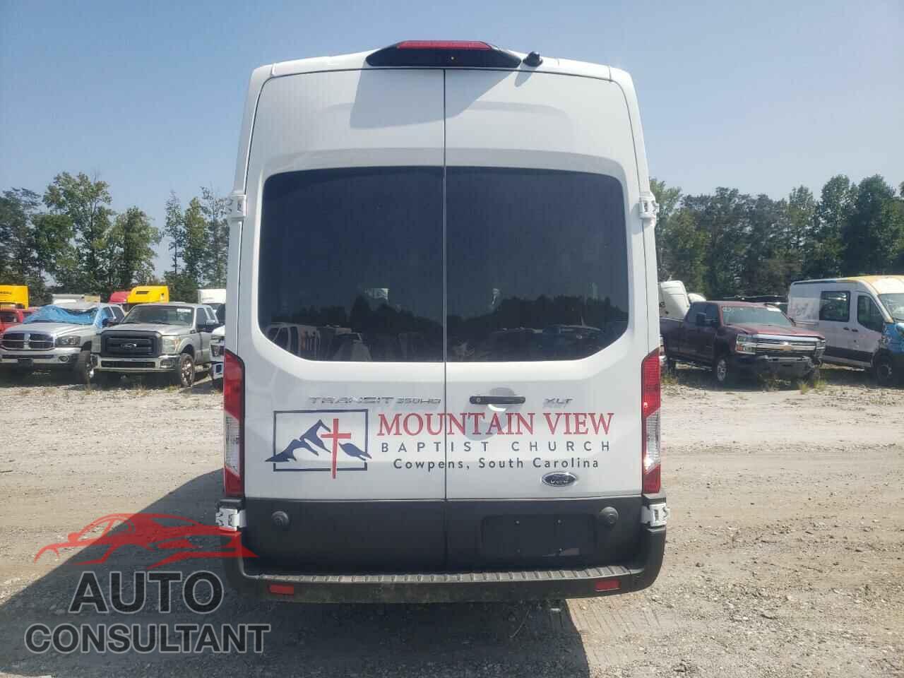 FORD TRANSIT 2024 - 1FBVU4X82RKA46447