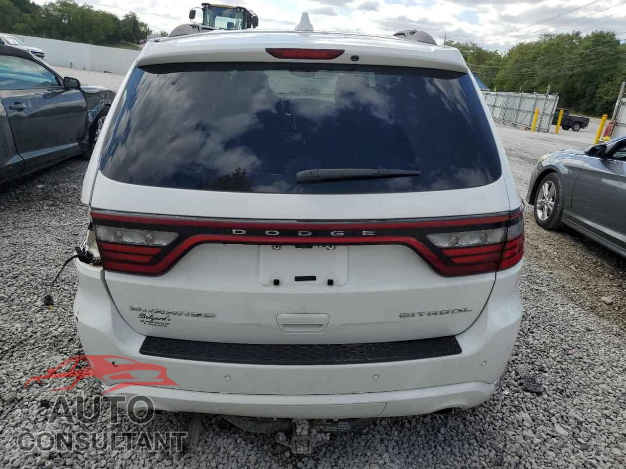 DODGE DURANGO 2018 - 1C4RDHEG1JC133091