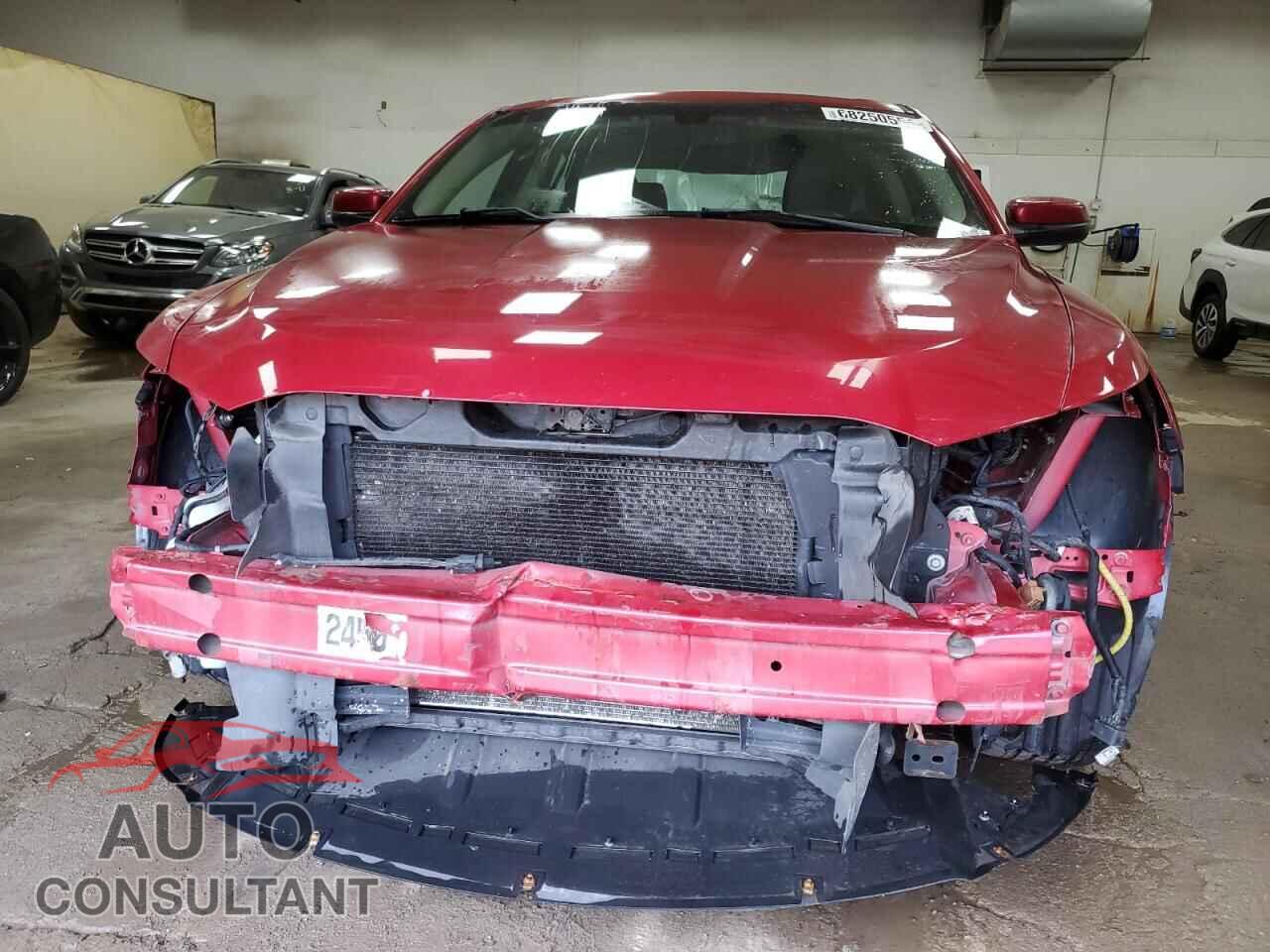 FORD TAURUS 2011 - 1FAHP2EW2BG121779