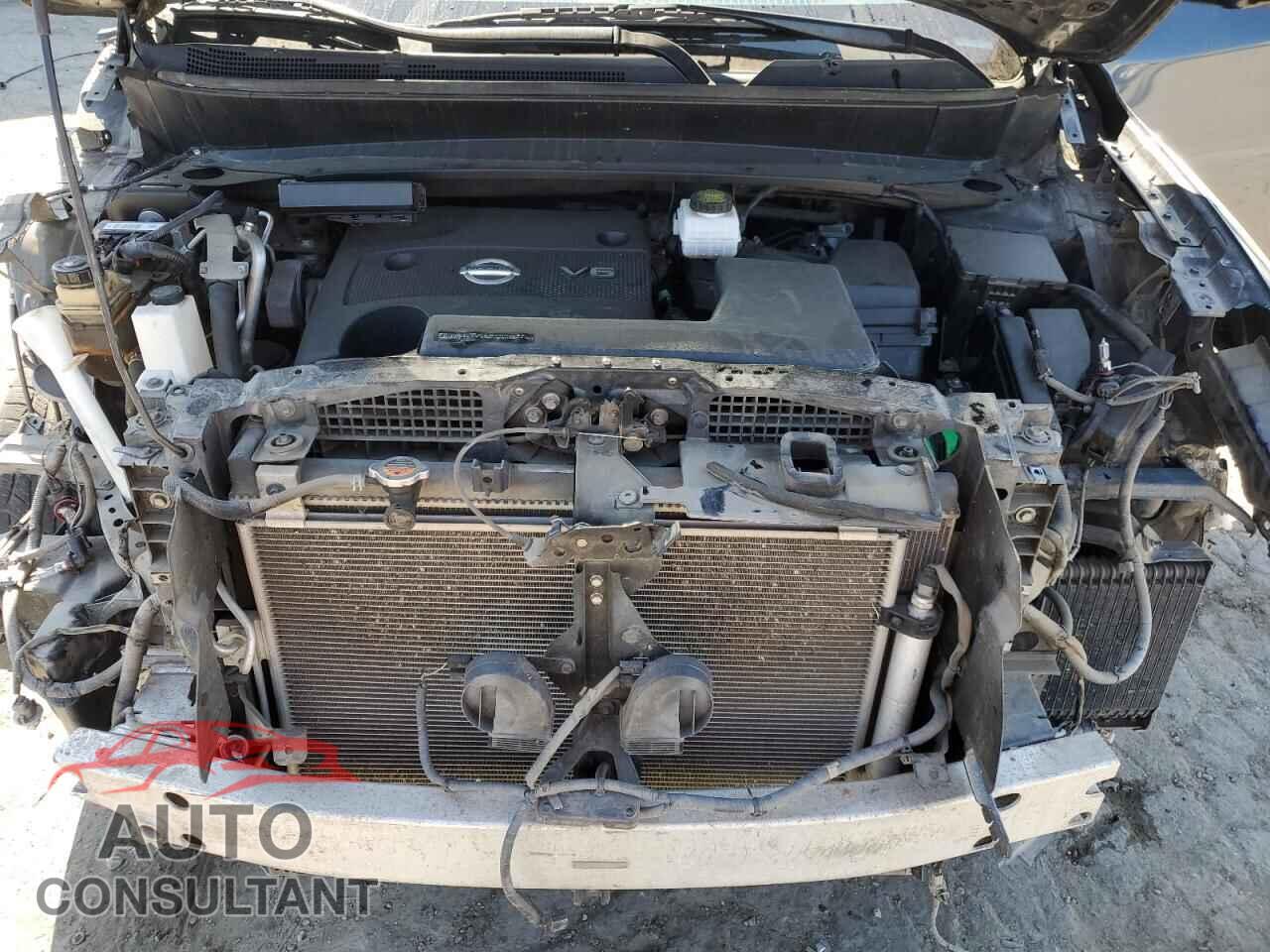 NISSAN PATHFINDER 2014 - 5N1AR2MM5EC637647
