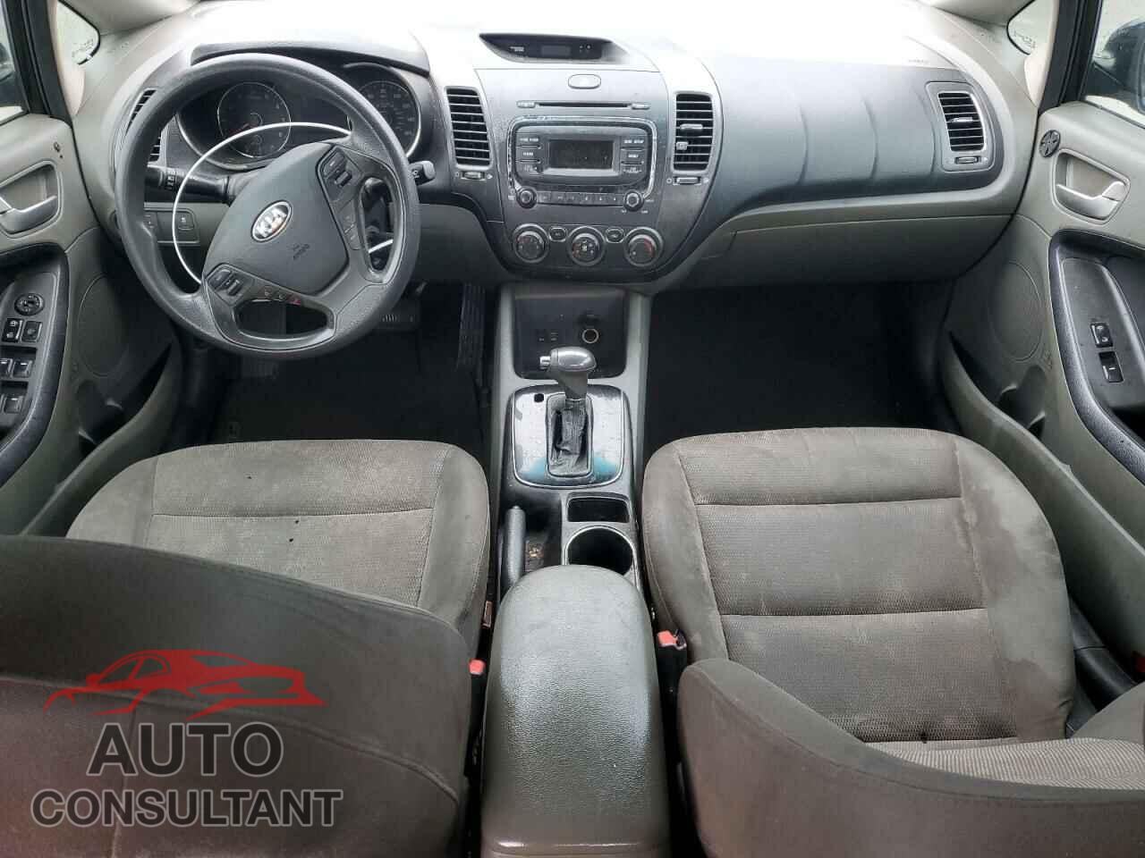 KIA FORTE 2017 - 3KPFK4A74HE039717
