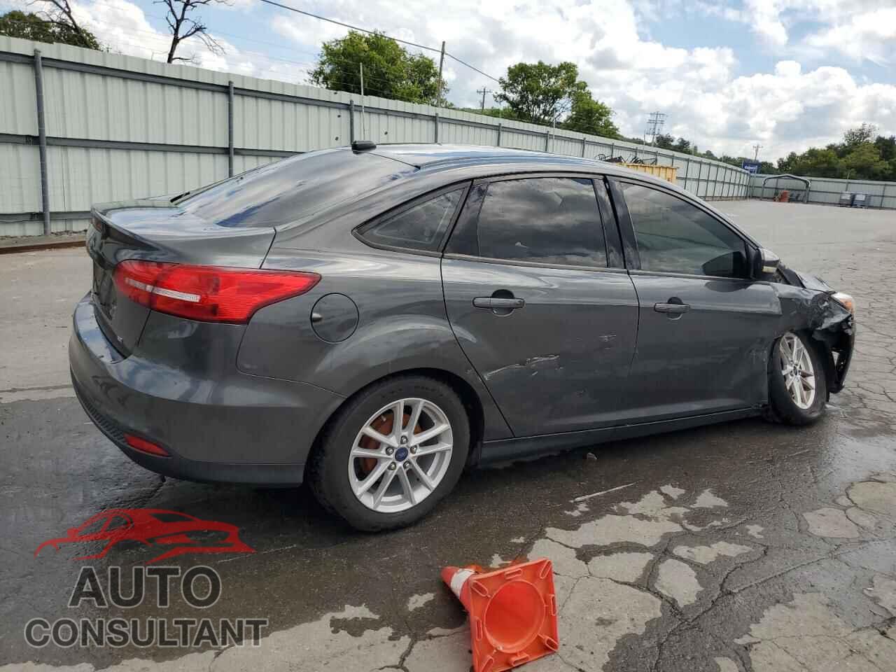 FORD FOCUS 2018 - 1FADP3F27JL215890