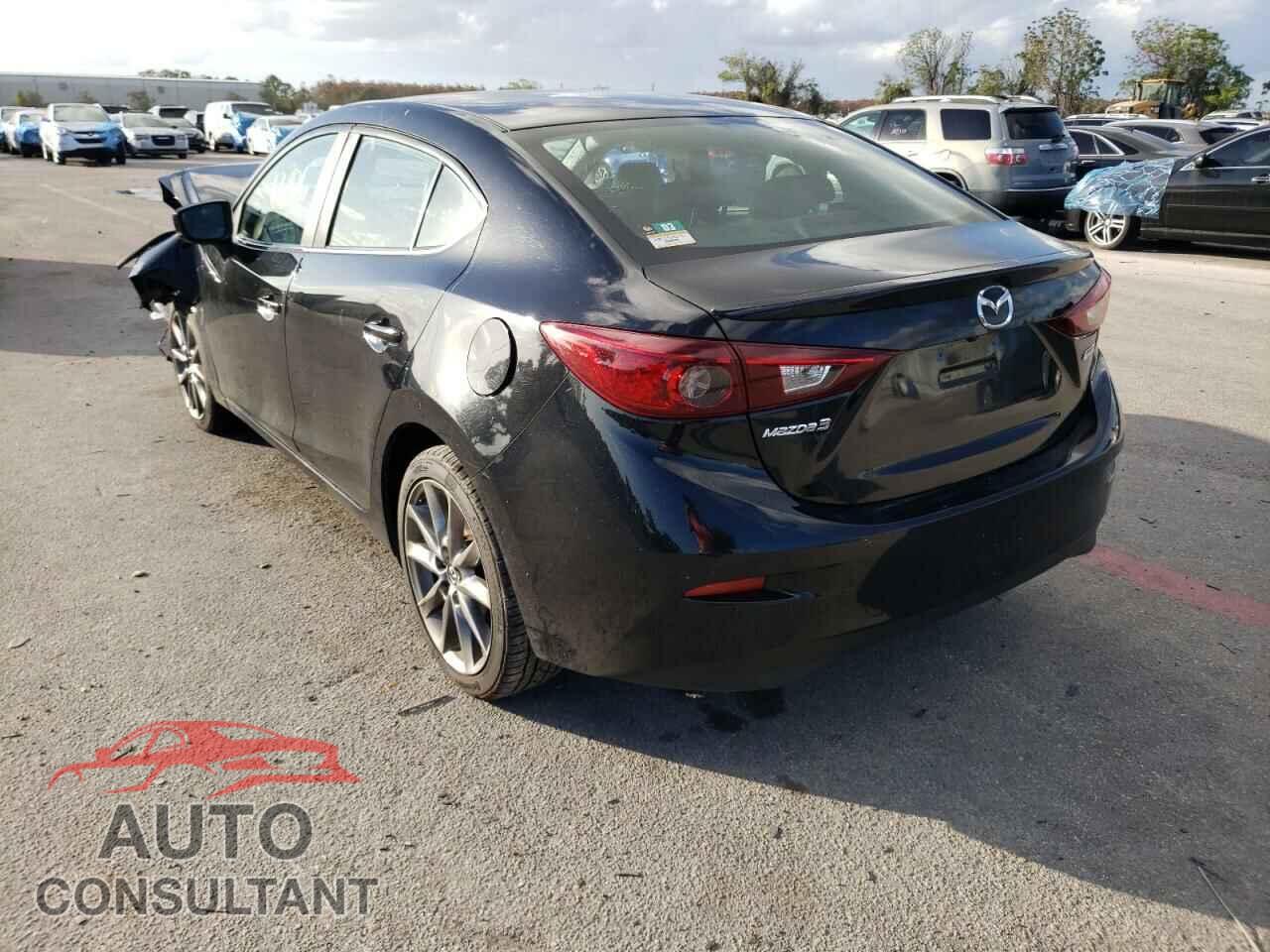 MAZDA 3 2018 - 3MZBN1V32JM202014