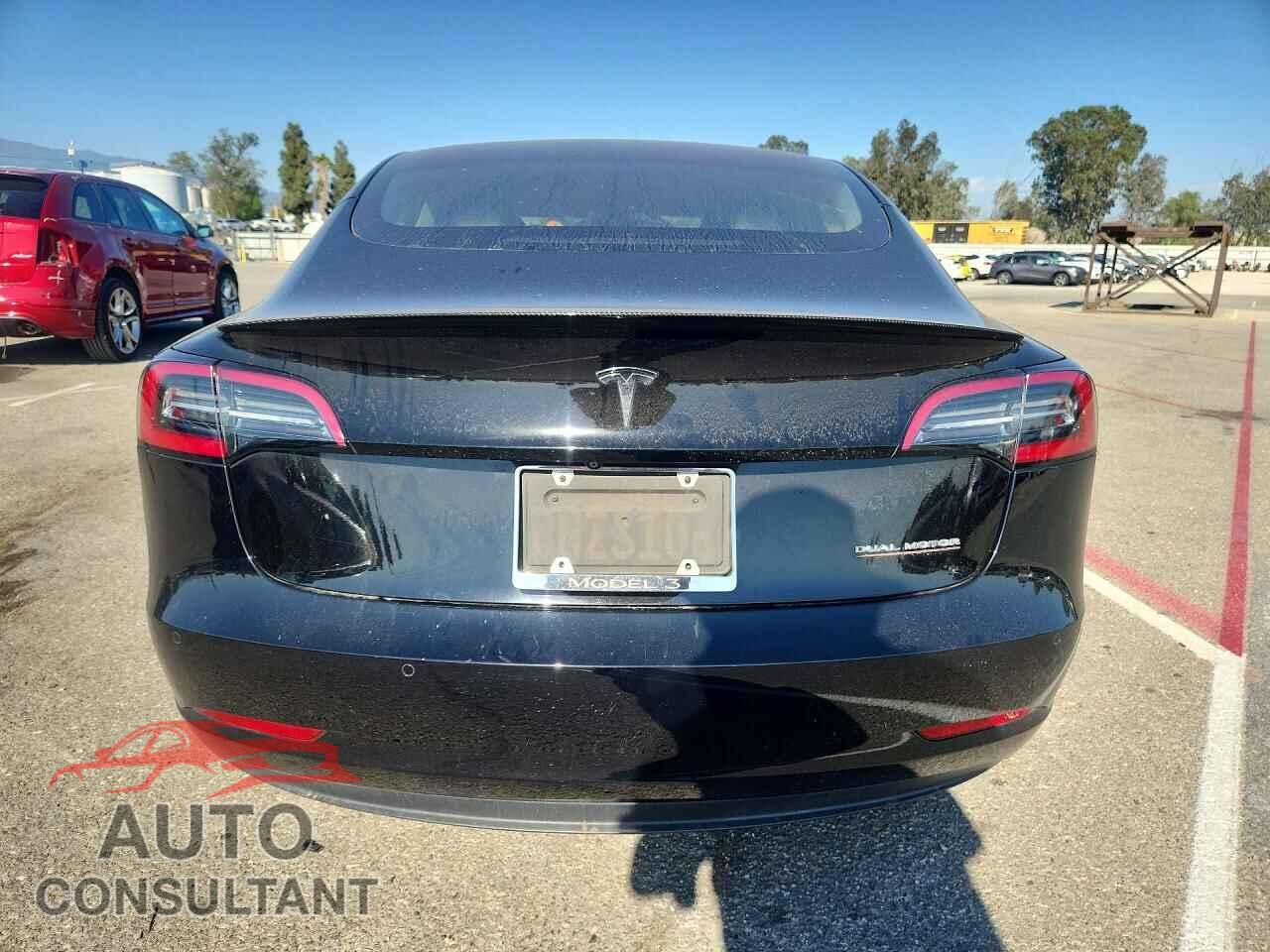 TESLA MODEL 3 2018 - 5YJ3E1EB7JF083833