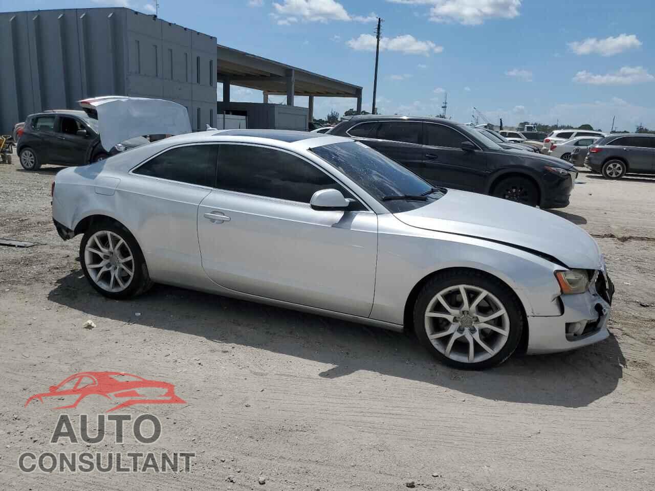 AUDI A5 2012 - WAULFAFR3CA003493