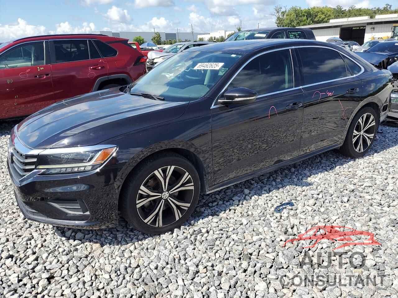 VOLKSWAGEN PASSAT 2021 - 1VWSA7A36MC008676