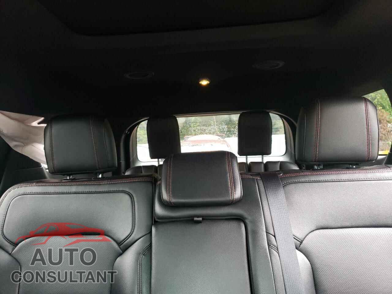 FORD EXPLORER 2016 - 1FM5K8GT8GGB76368