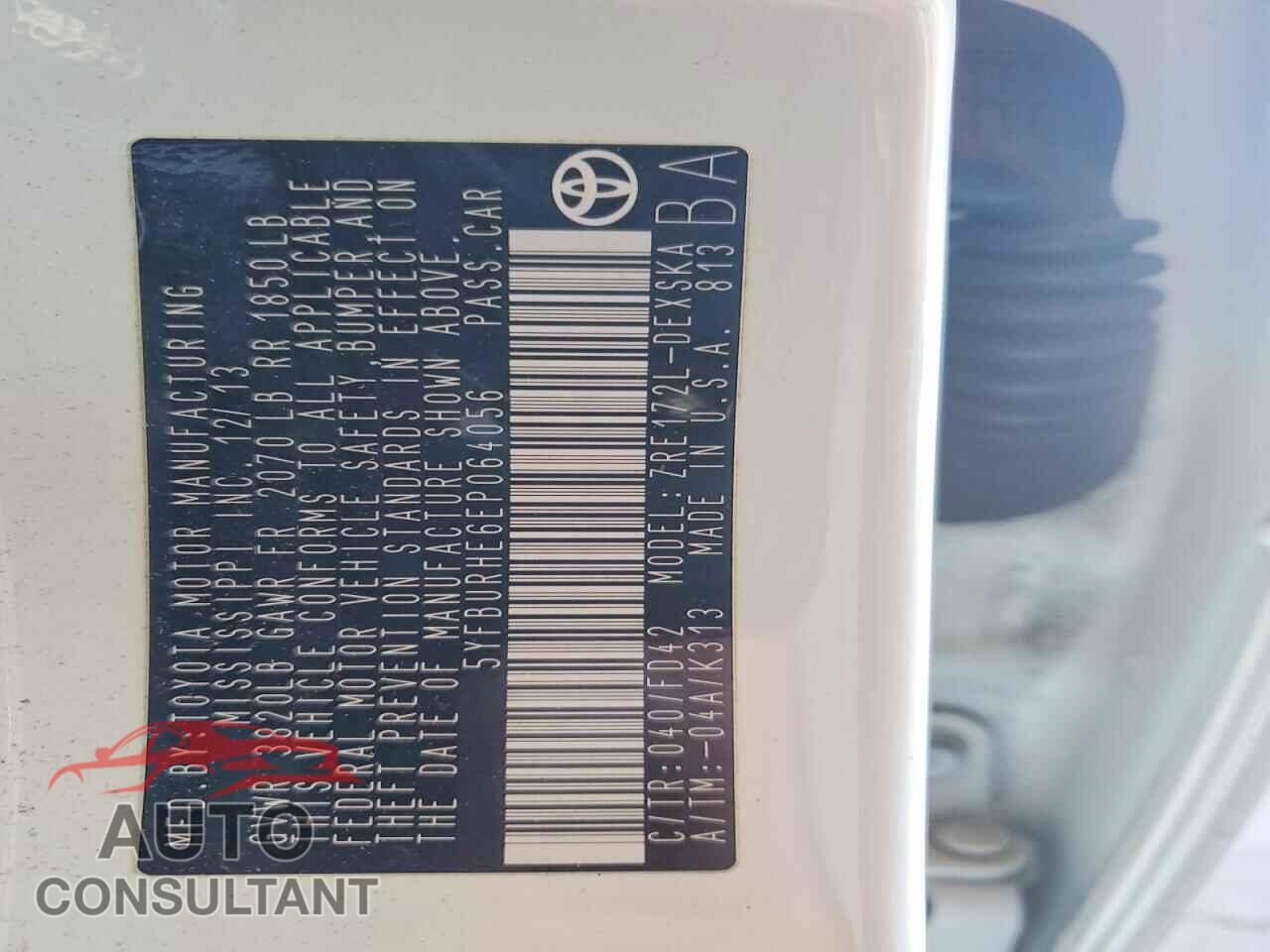 TOYOTA COROLLA 2014 - 5YFBURHE6EP064056