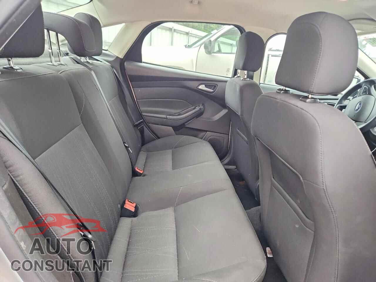 FORD FOCUS 2016 - 1FADP3F29GL251069