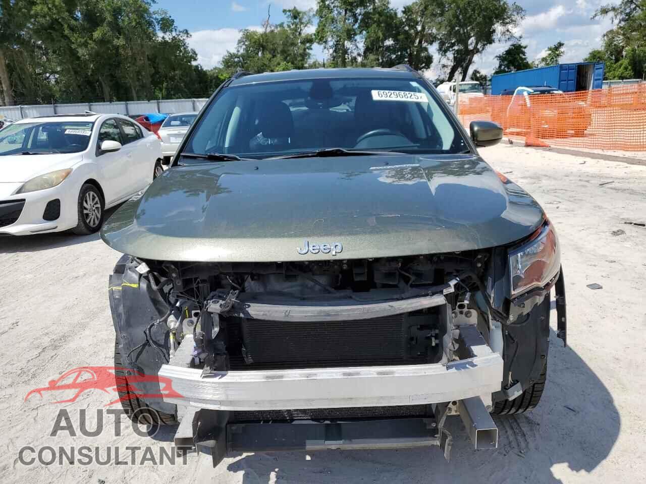 JEEP COMPASS 2018 - 3C4NJDBB3JT281479