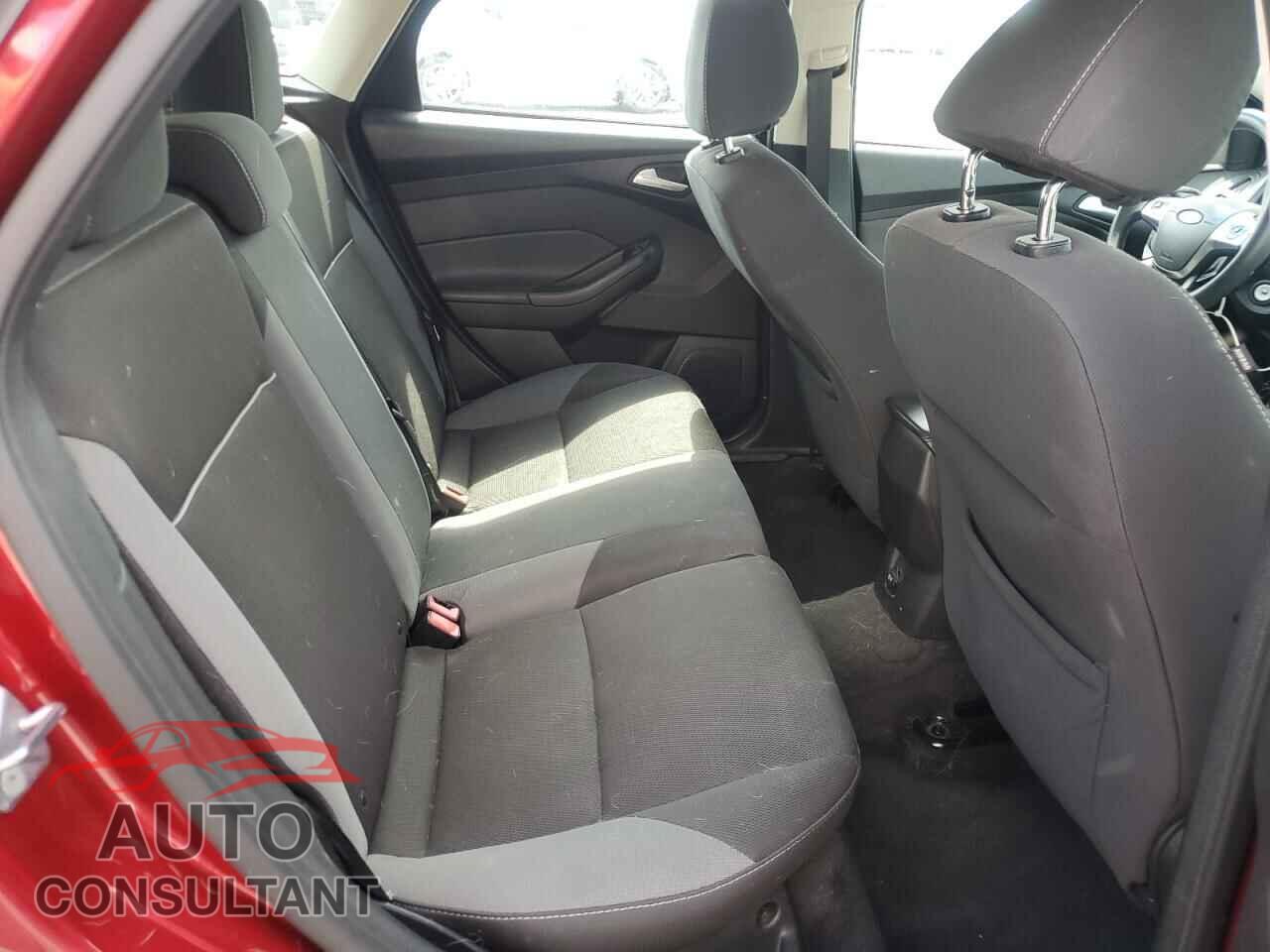 FORD FOCUS 2013 - 1FADP3K26DL202977