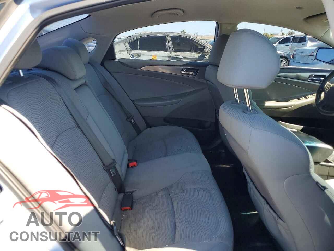 HYUNDAI SONATA 2013 - KMHEC4A49DA082795