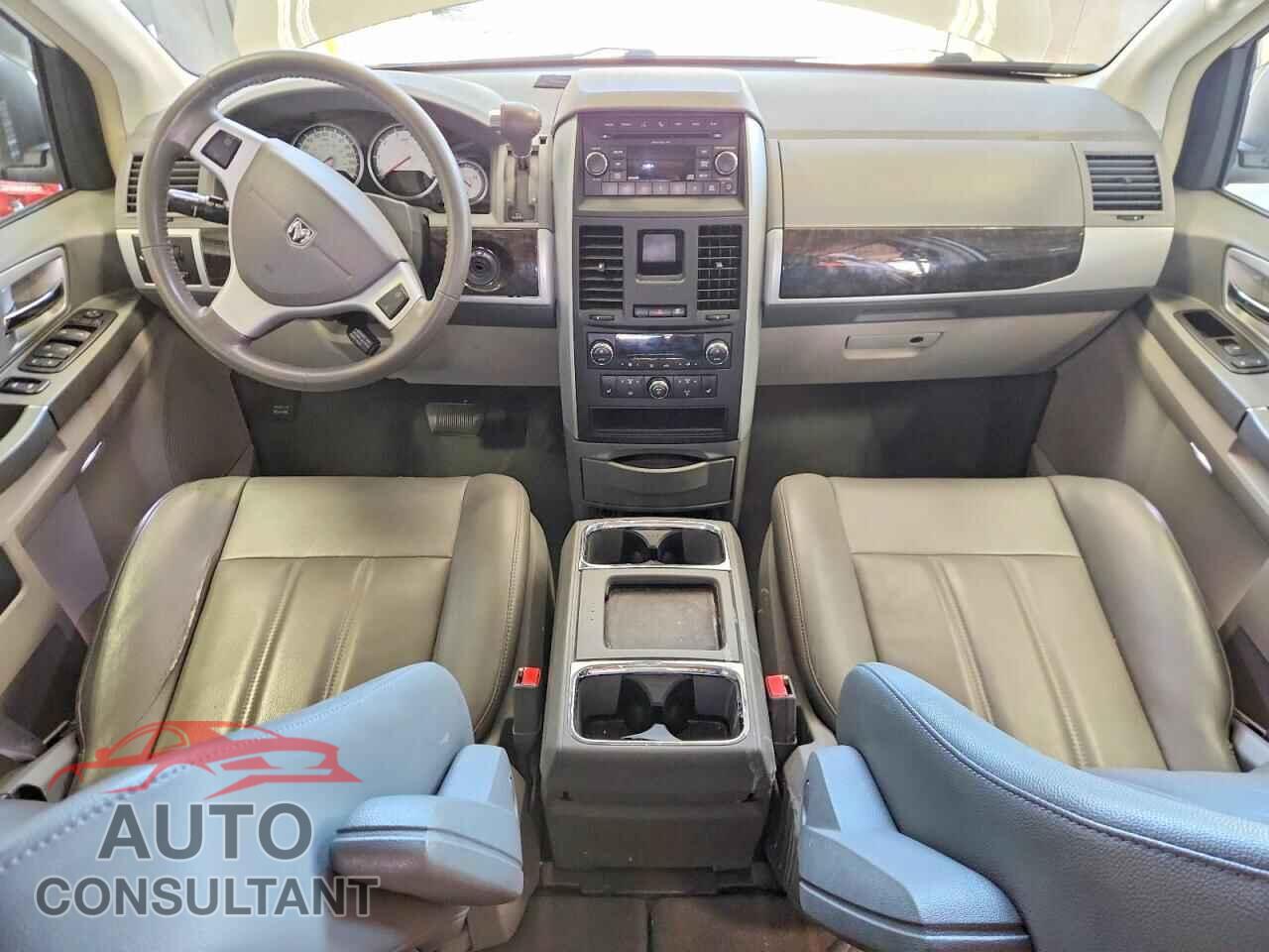 DODGE CARAVAN 2010 - 2D4RN5DX4AR147834