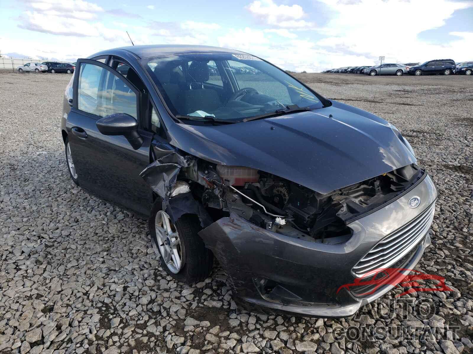 FORD FIESTA 2018 - 3FADP4EJ7JM123224