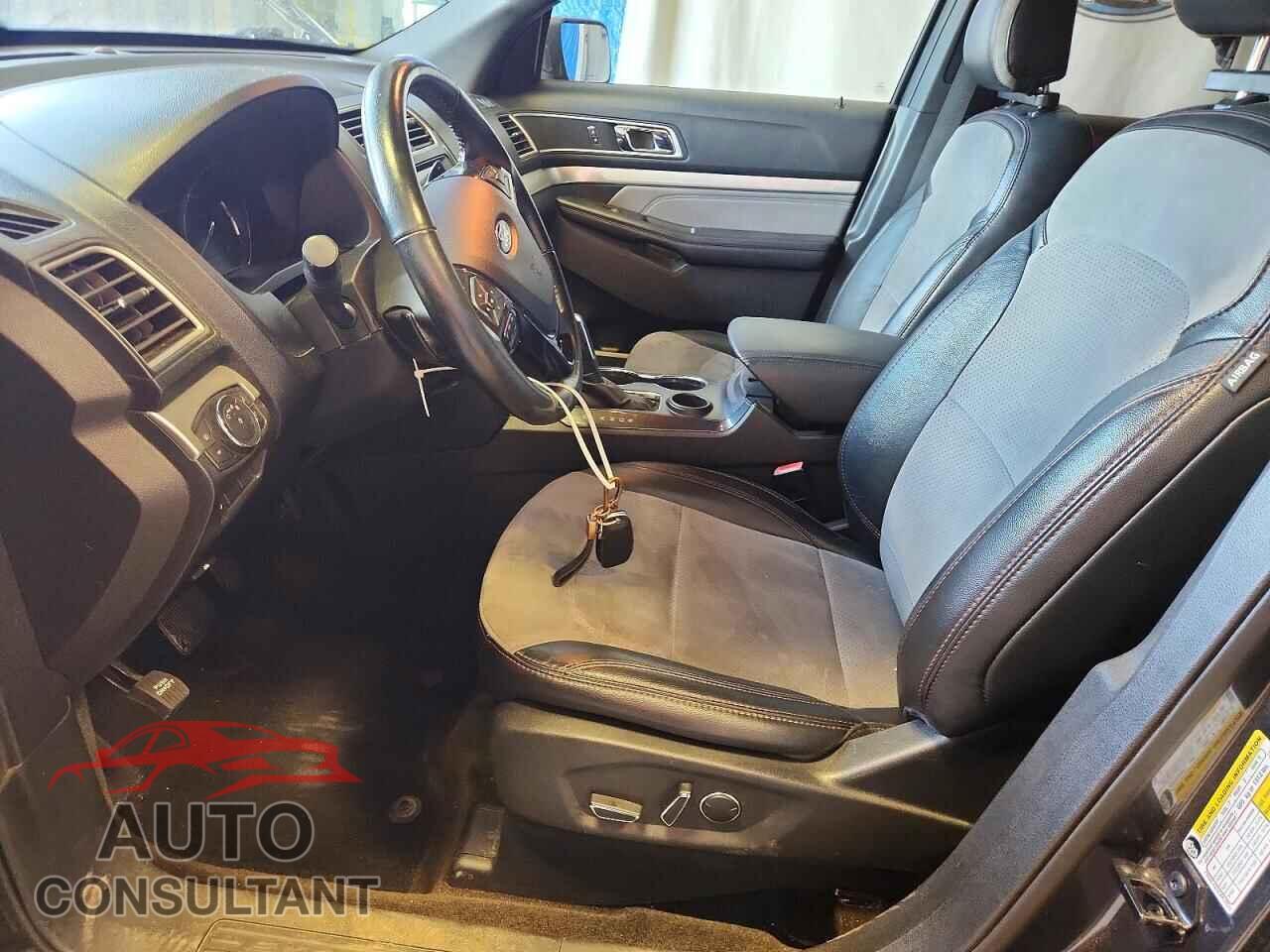 FORD EXPLORER 2017 - 1FM5K7D89HGD96100