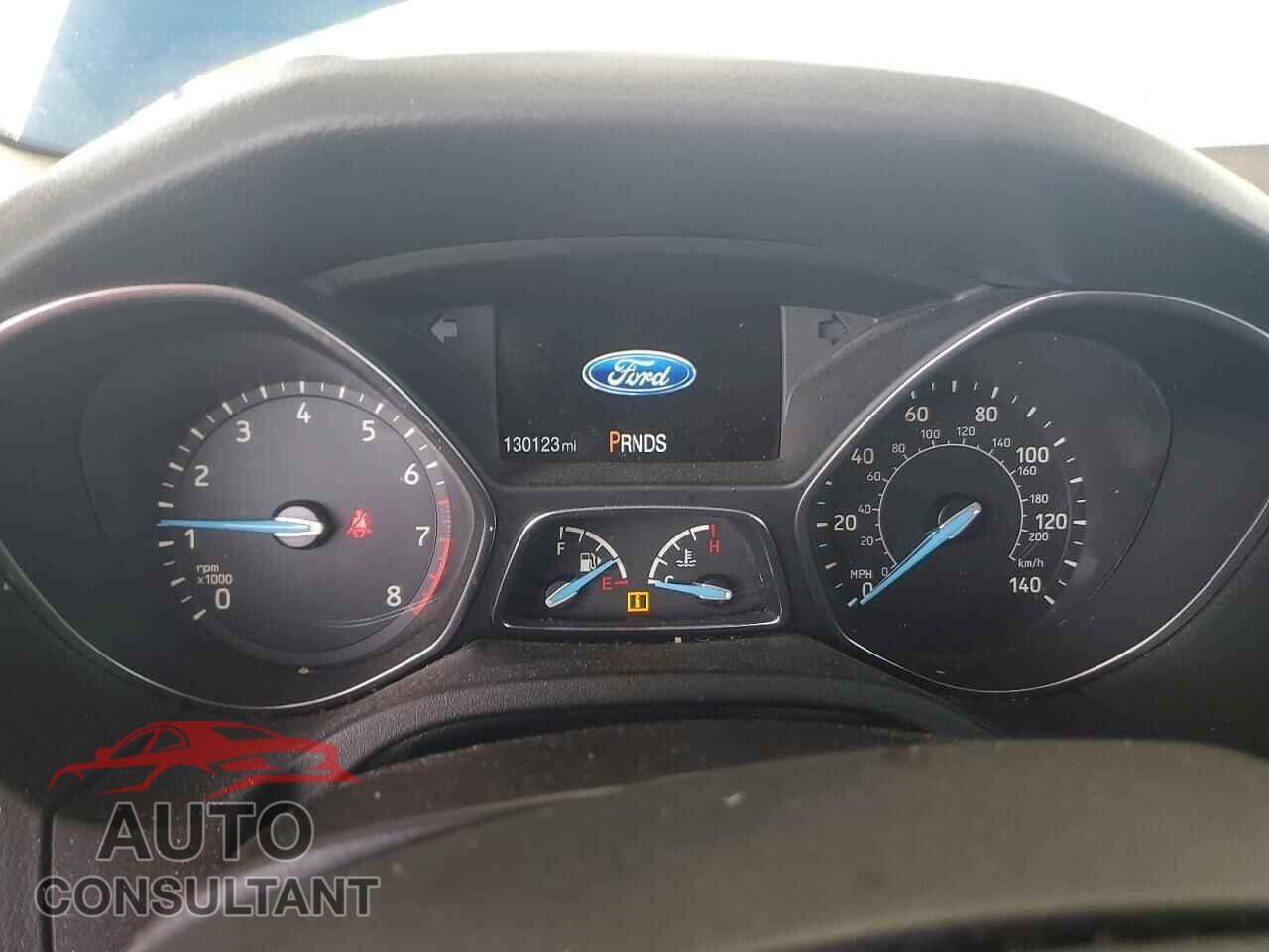 FORD FOCUS 2015 - 1FADP3F23FL247159