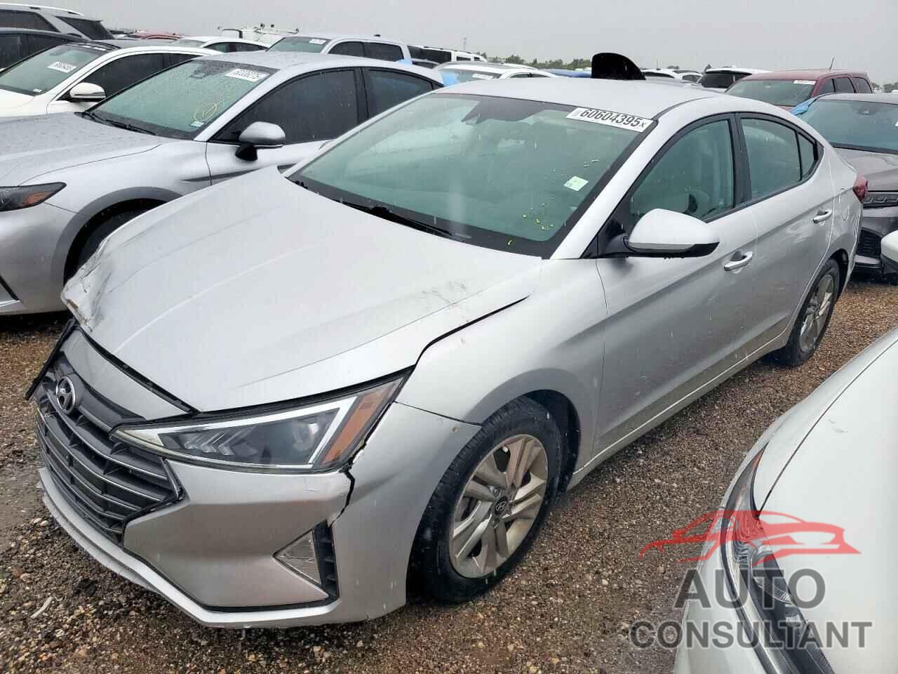 HYUNDAI ELANTRA 2019 - KMHD84LFXKU738977