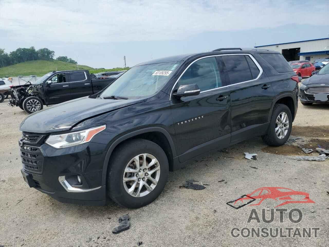 CHEVROLET TRAVERSE 2018 - 1GNEVGKW8JJ242085