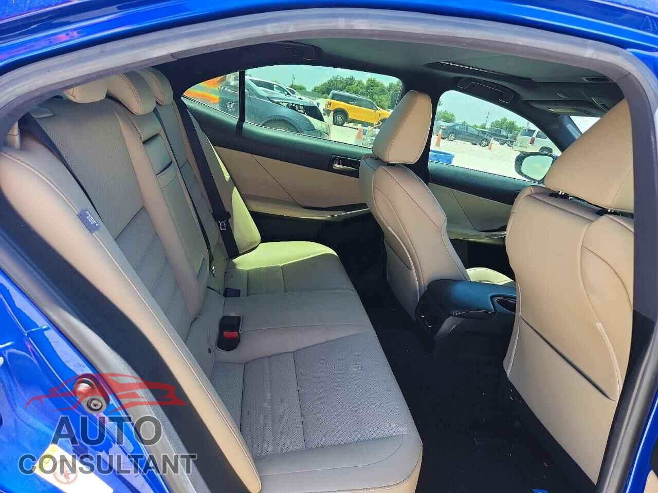 LEXUS IS 2019 - JTHBA1D2XK5085361