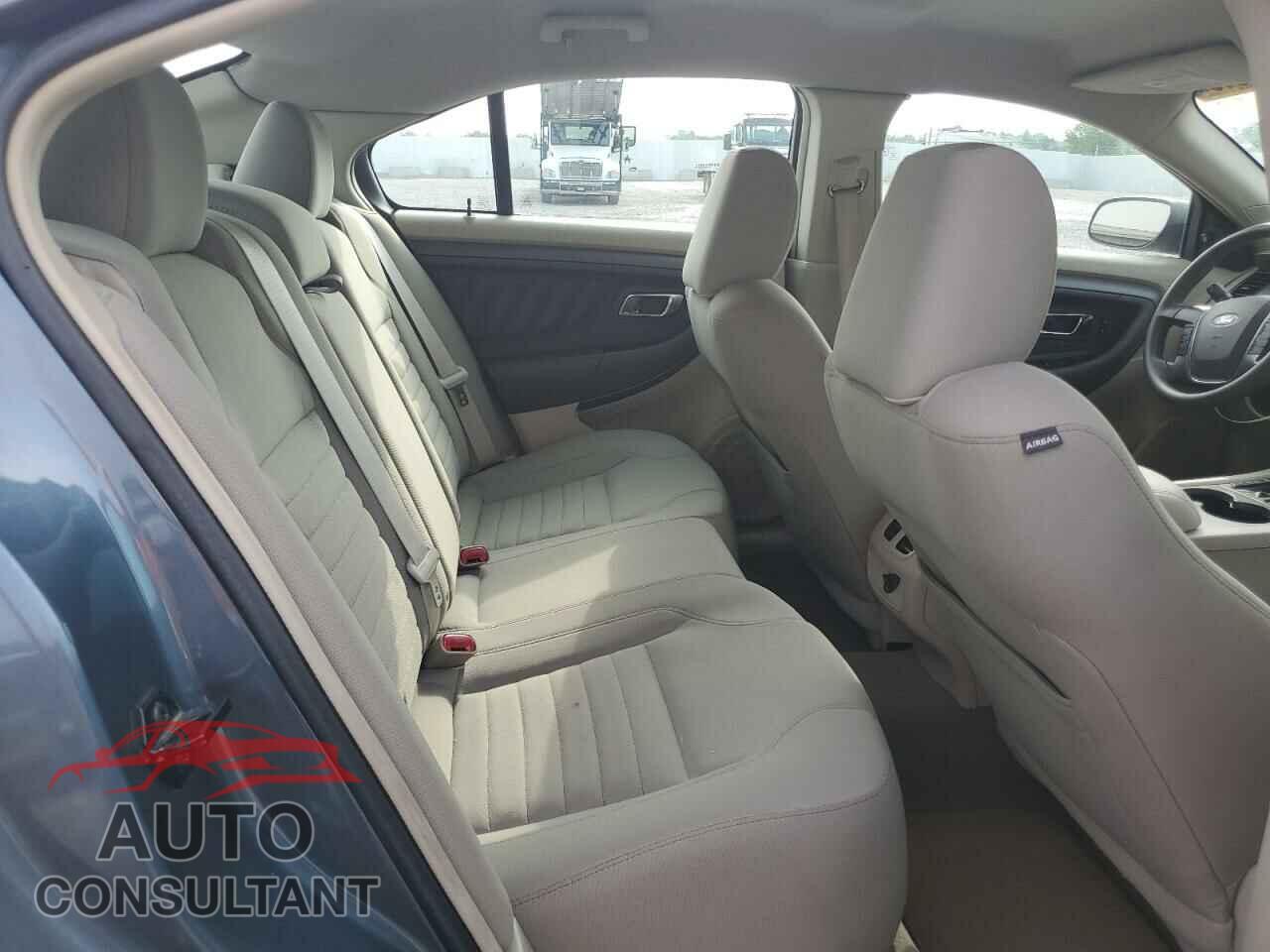 FORD TAURUS 2010 - 1FAHP2DW9AG133539