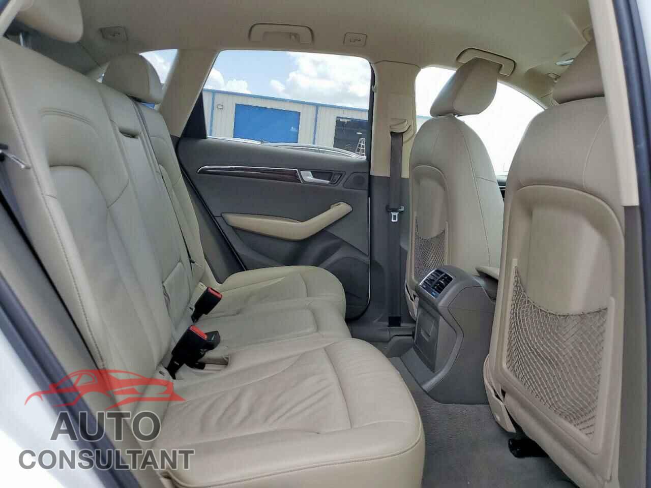 AUDI Q5 2012 - WA1CFAFP2CA017008