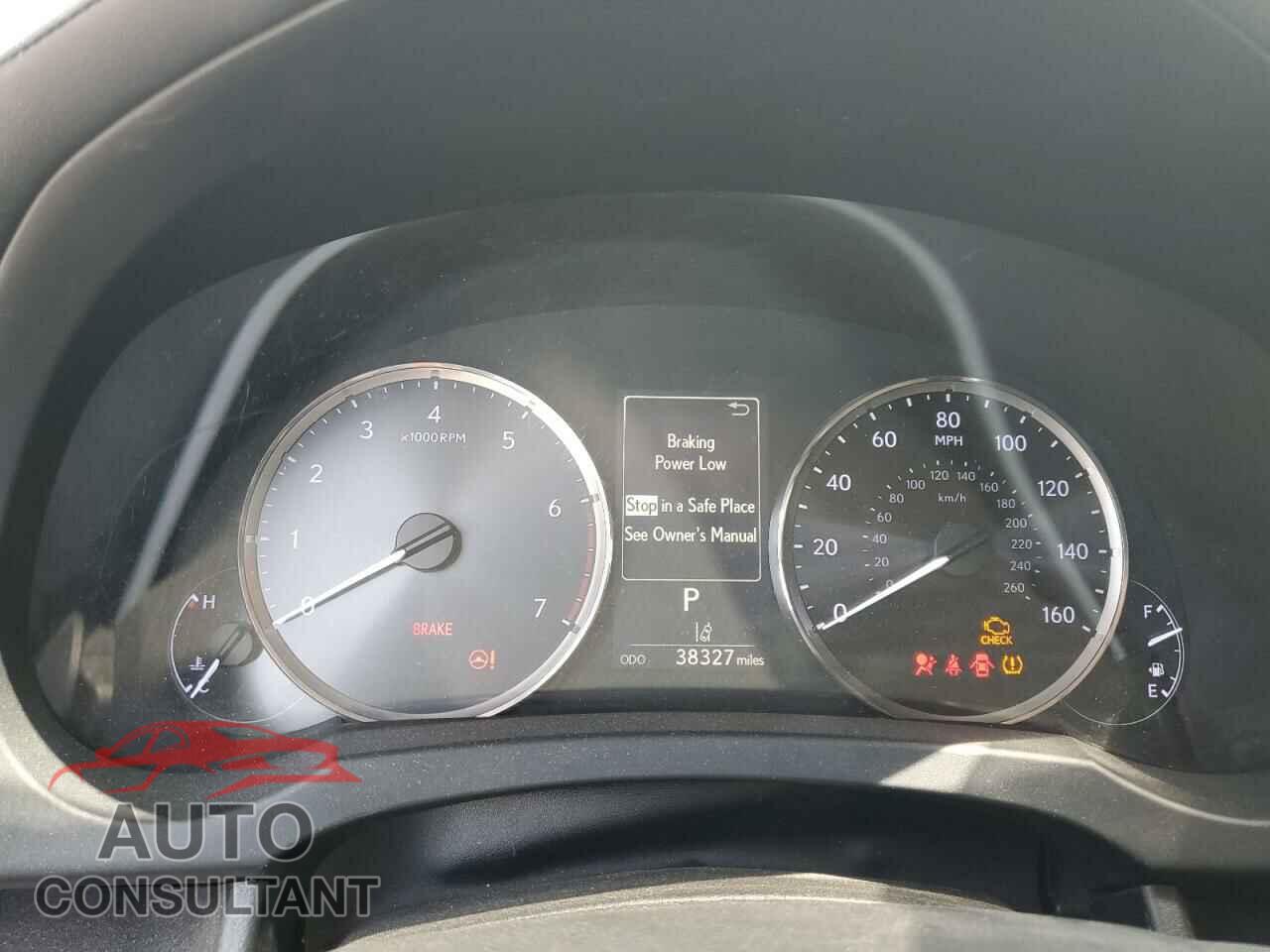 LEXUS IS 2017 - JTHBA1D29H5041103