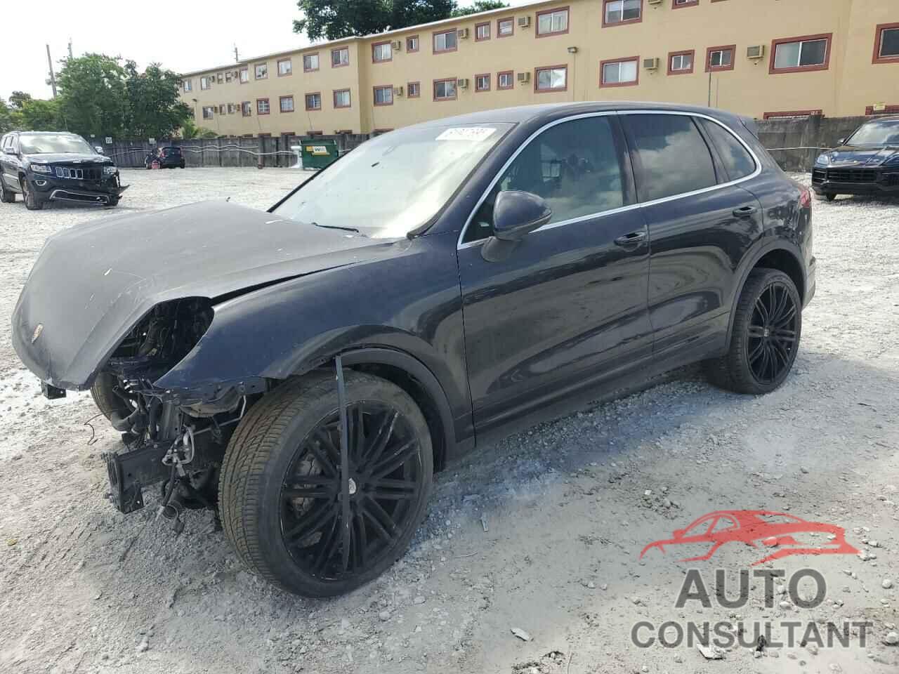 PORSCHE CAYENNE 2018 - WP1AB2A22JLA61195