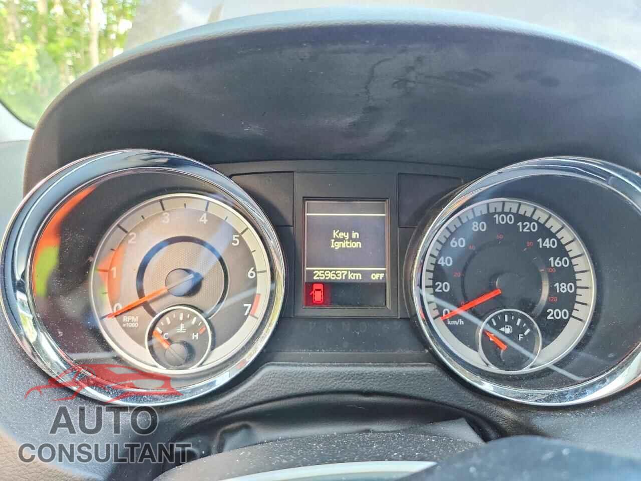 DODGE CARAVAN 2016 - 2C4RDGDG2GR348751