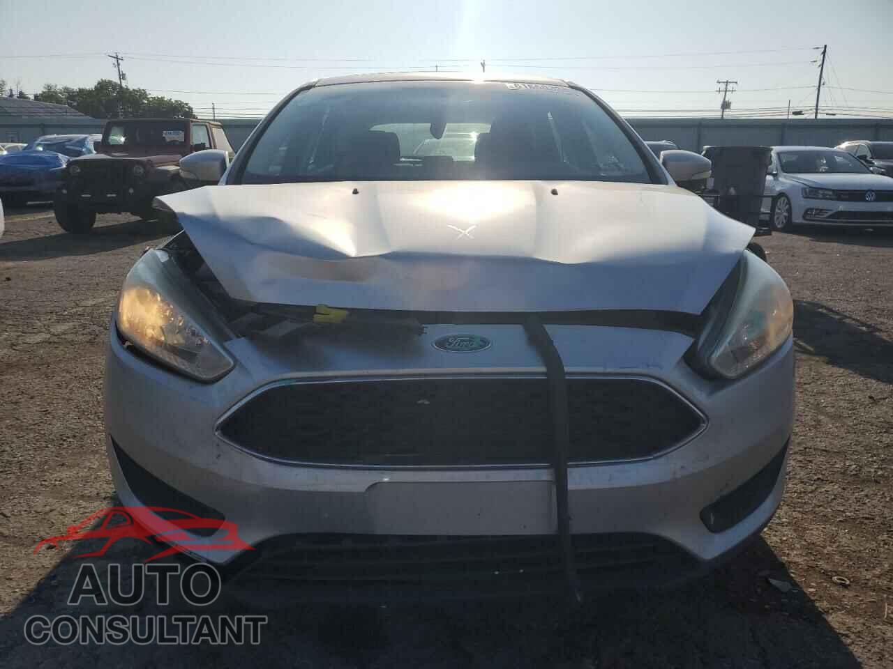 FORD FOCUS 2016 - 1FADP3K25GL338473