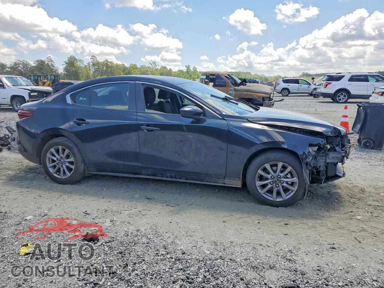 MAZDA 3 2022 - JM1BPAA77N1508134