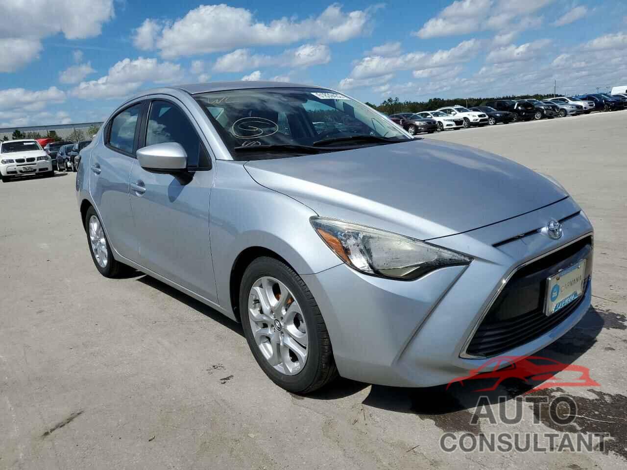 TOYOTA YARIS 2017 - 3MYDLBYV0HY179597