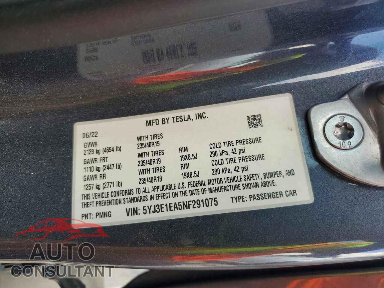 TESLA MODEL 3 2022 - 5YJ3E1EA5NF291075