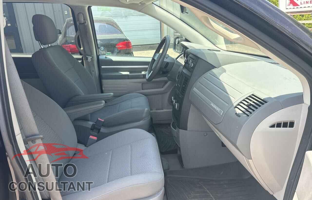 DODGE CARAVAN 2010 - 2D4RN4DE2AR465251