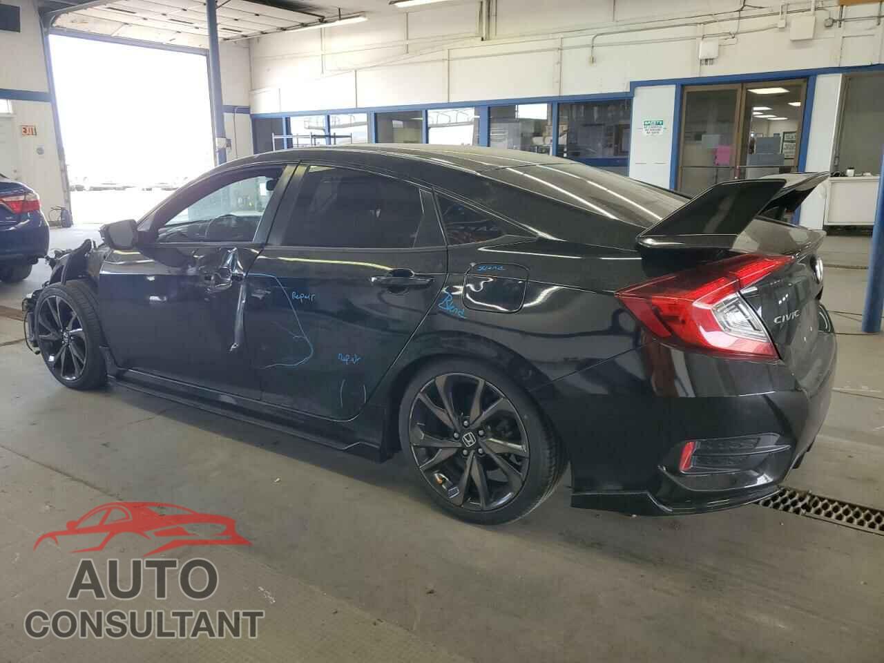 HONDA CIVIC 2019 - 2HGFC2F88KH505052