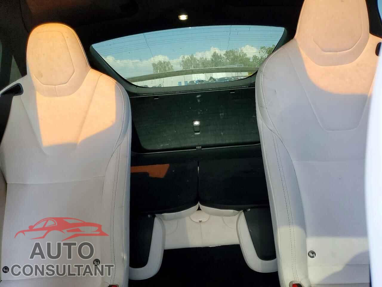 TESLA MODEL X 2020 - 5YJXCBE45LF282980
