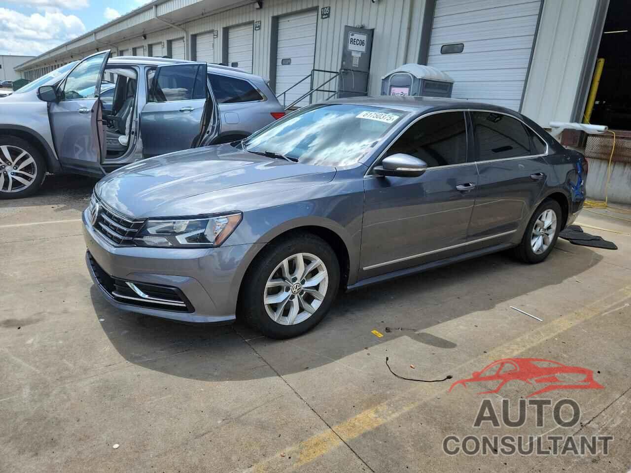 VOLKSWAGEN PASSAT 2017 - 1VWAT7A35HC047903
