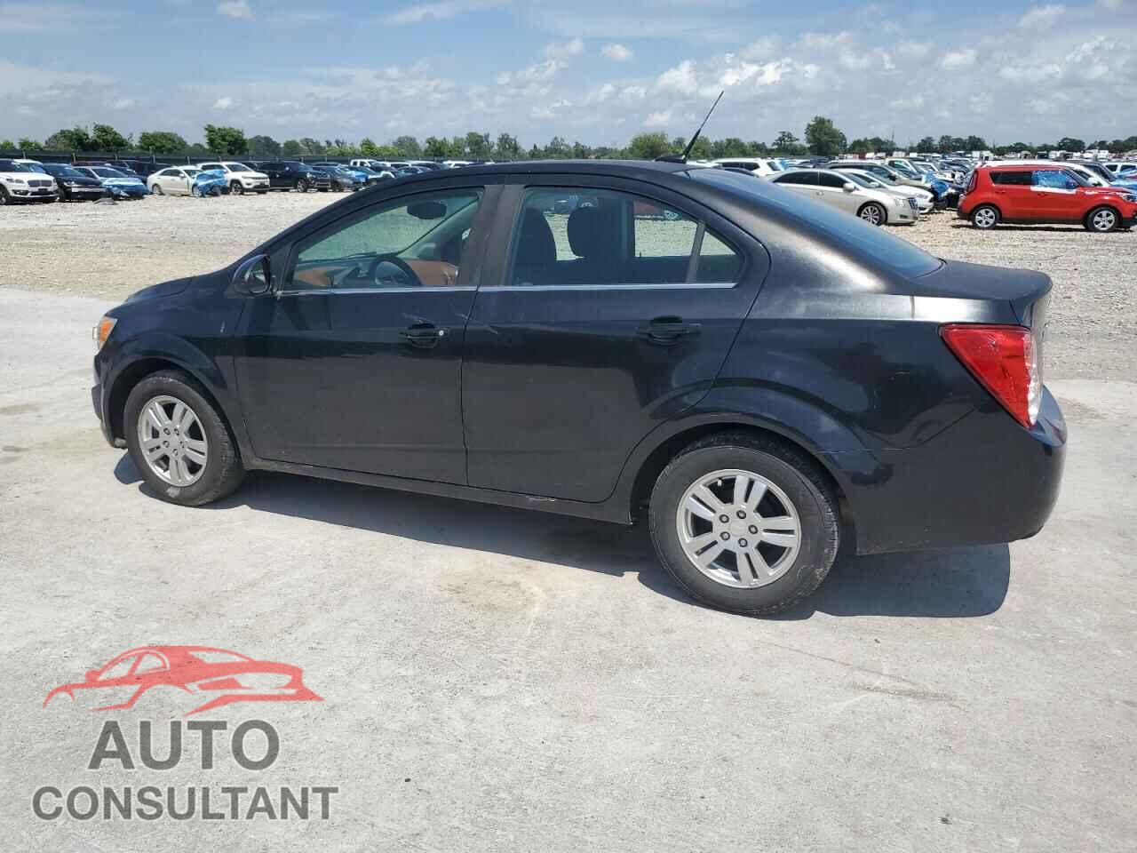 CHEVROLET SONIC 2013 - 1G1JD5SH1D4160761