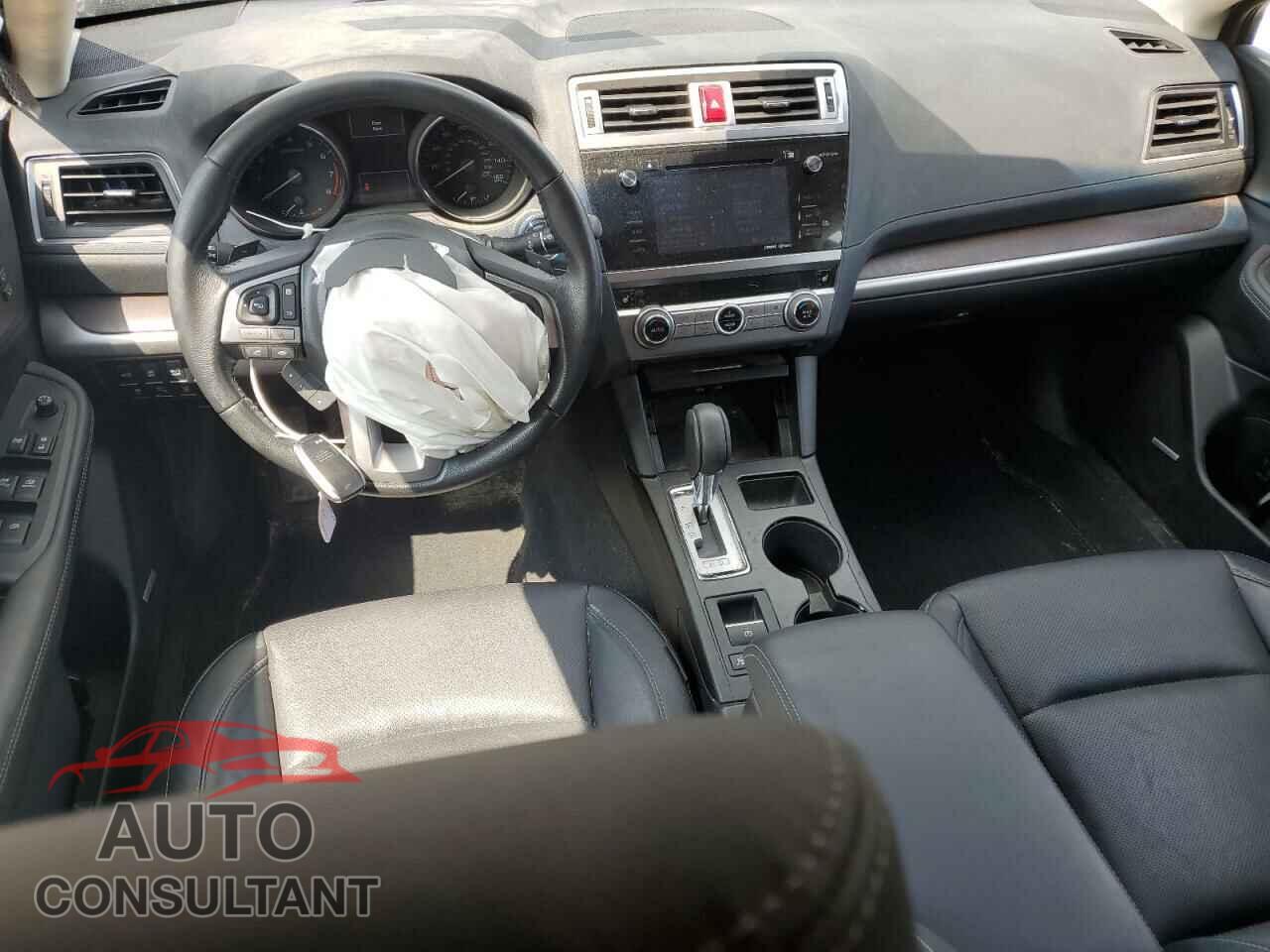 SUBARU OUTBACK 2017 - 4S4BSENC1H3333011