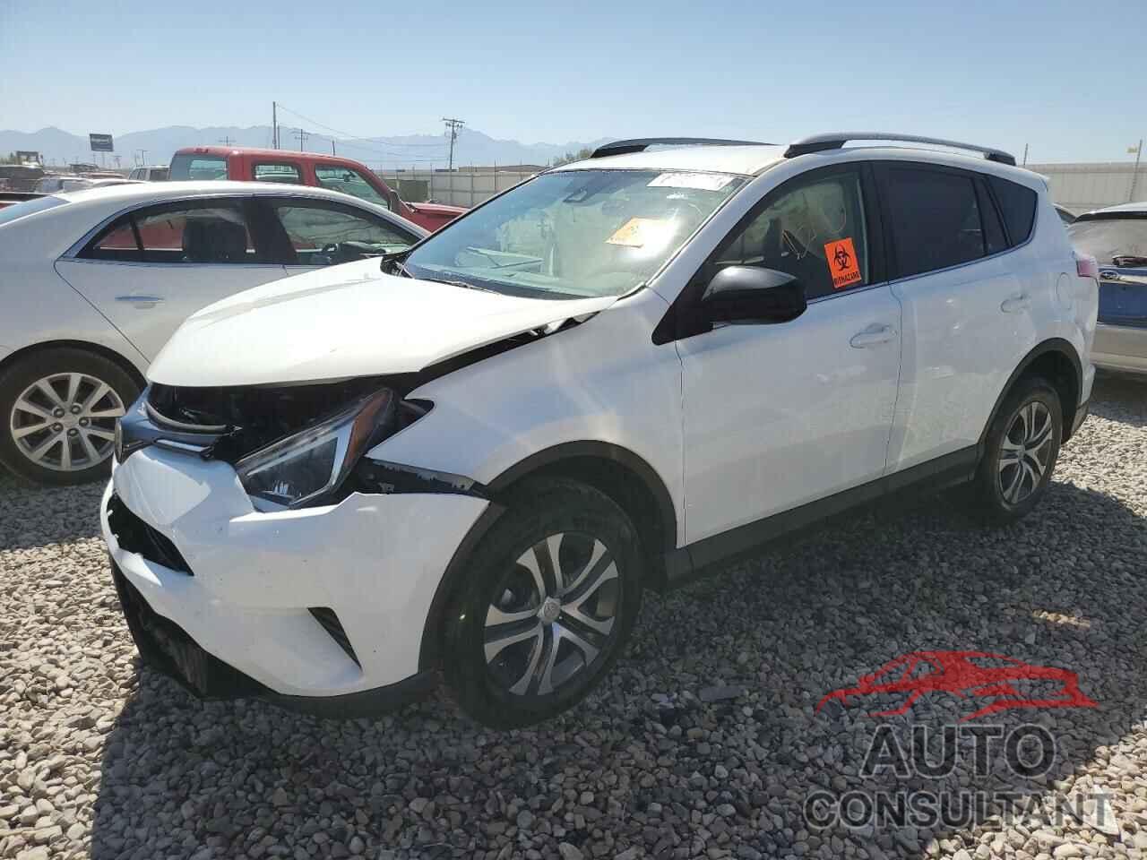 TOYOTA RAV4 2017 - JTMBFREV9HJ133202