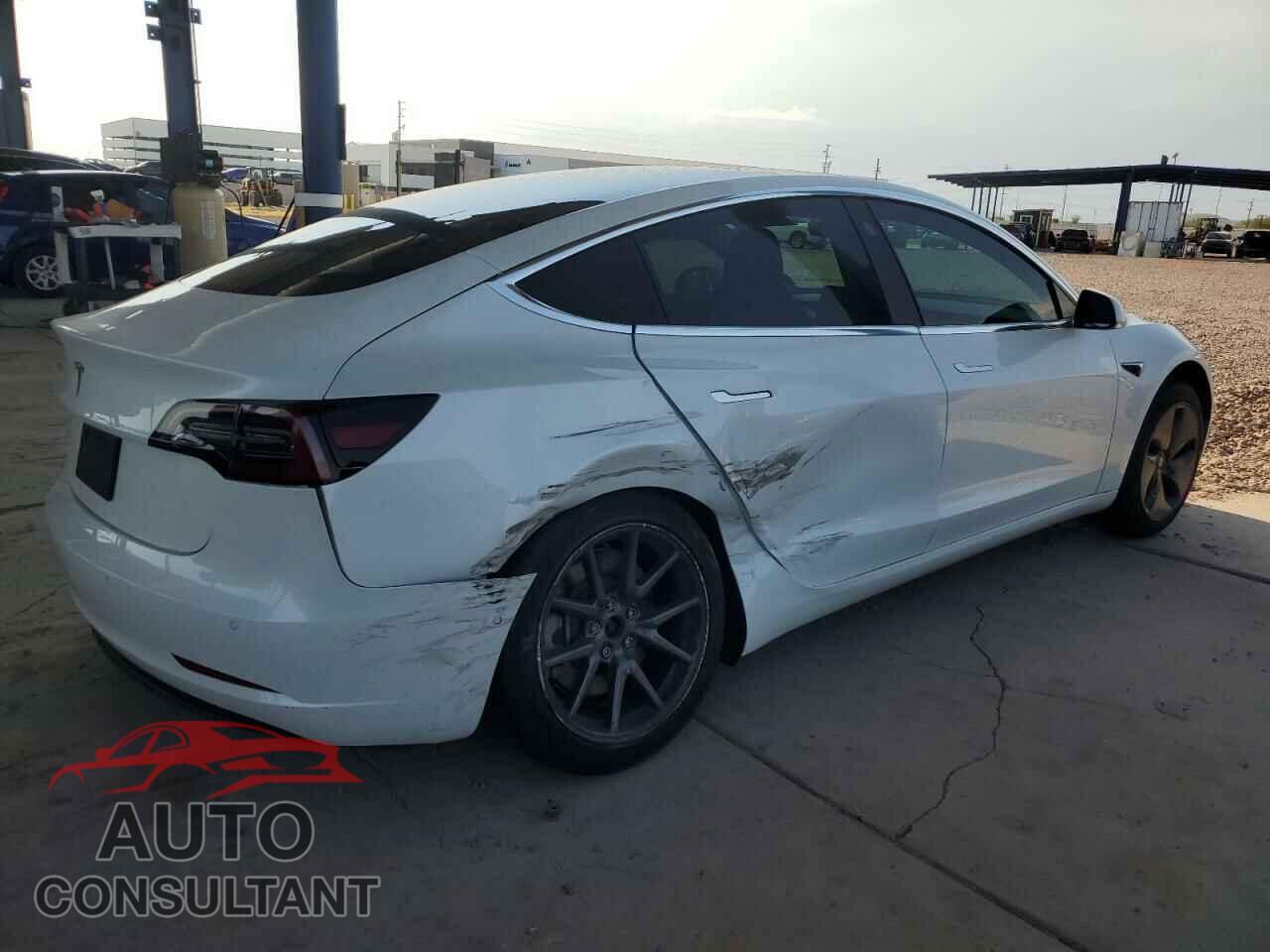 TESLA MODEL 3 2019 - 5YJ3E1EA9KF415974