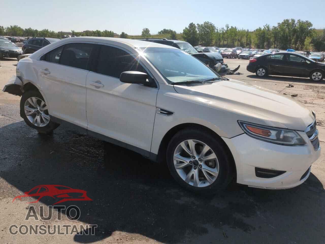 FORD TAURUS 2012 - 1FAHP2DW4CG131197