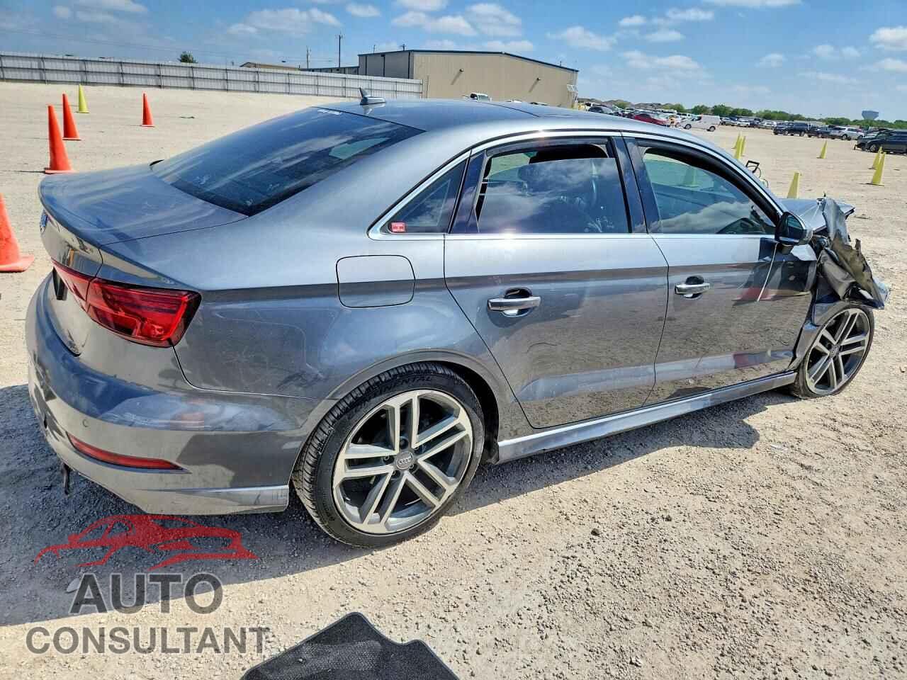 AUDI A3 2018 - WAUGUGFF3J1044994