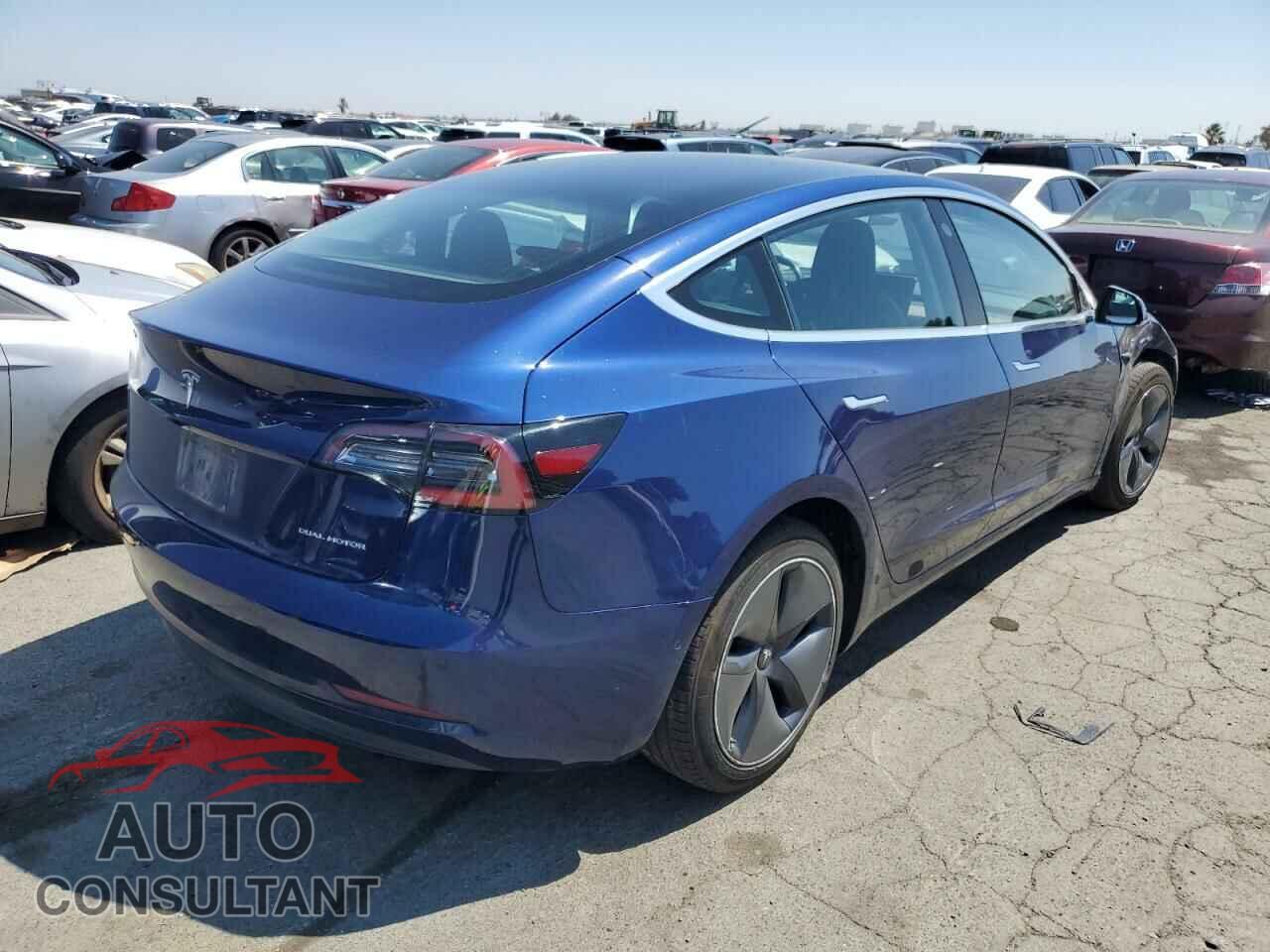TESLA MODEL 3 2018 - 5YJ3E1EB2JF093718