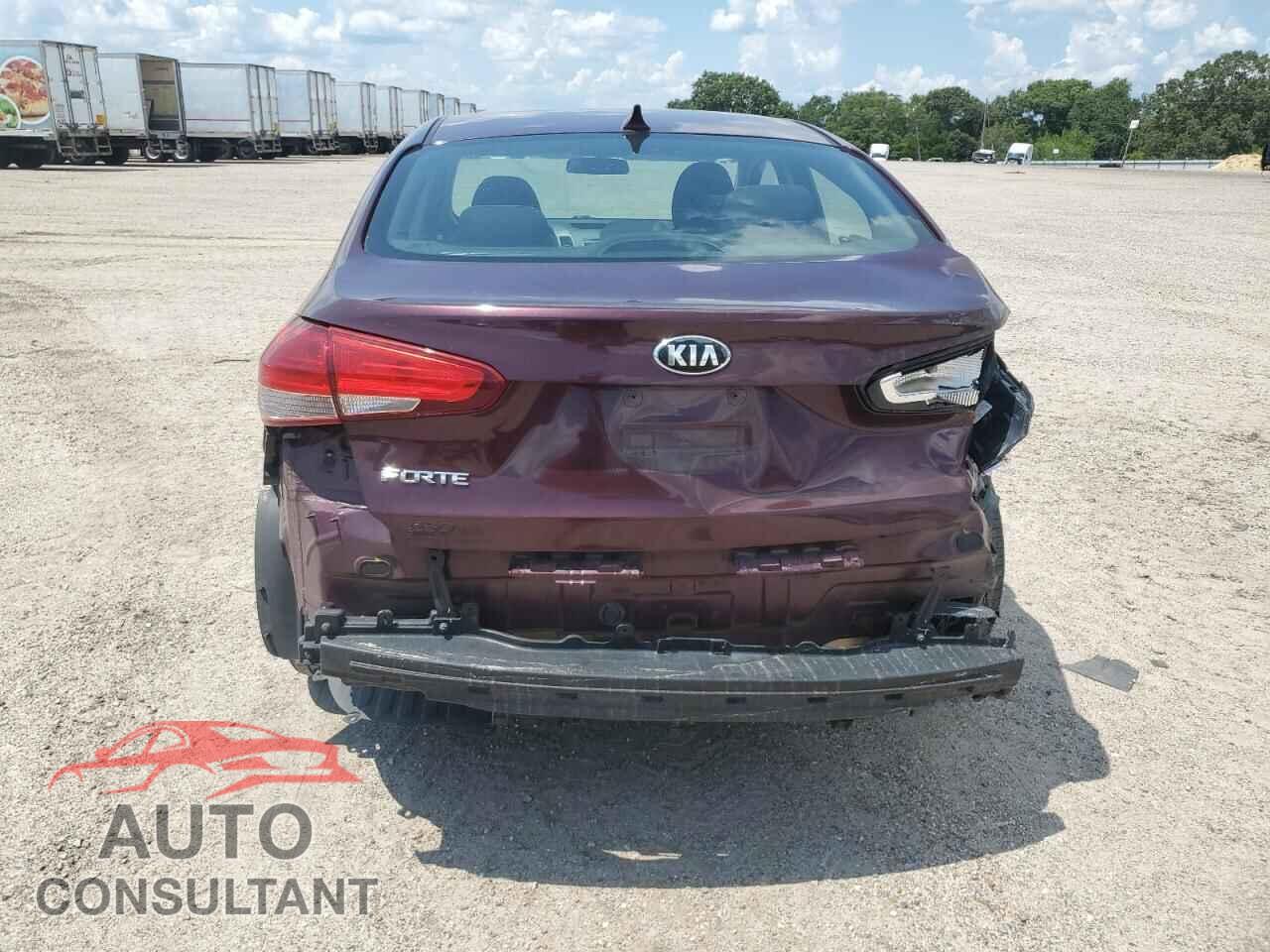 KIA FORTE 2017 - 3KPFK4A78HE013976
