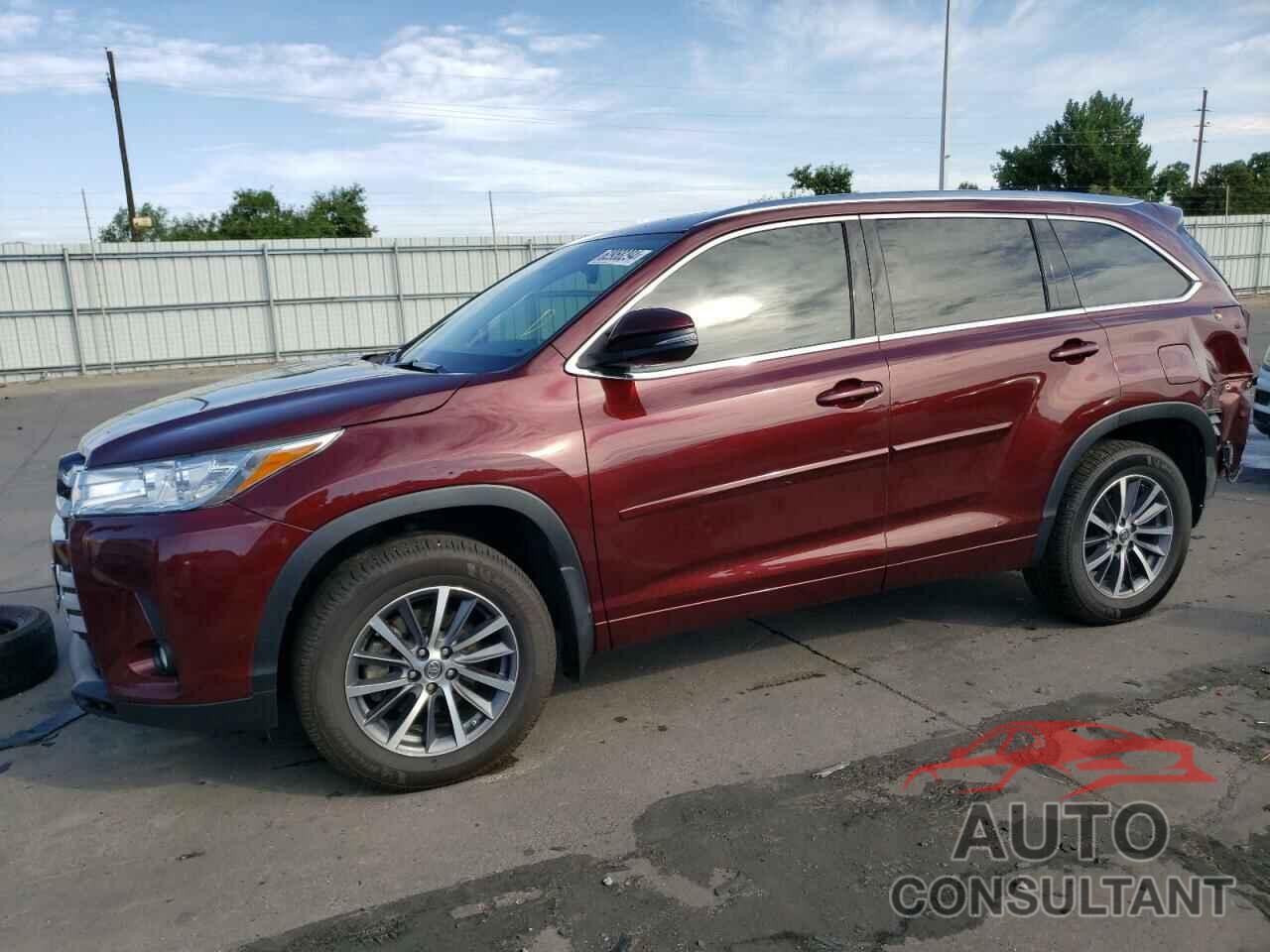 TOYOTA HIGHLANDER 2017 - 5TDJZRFH9HS402569