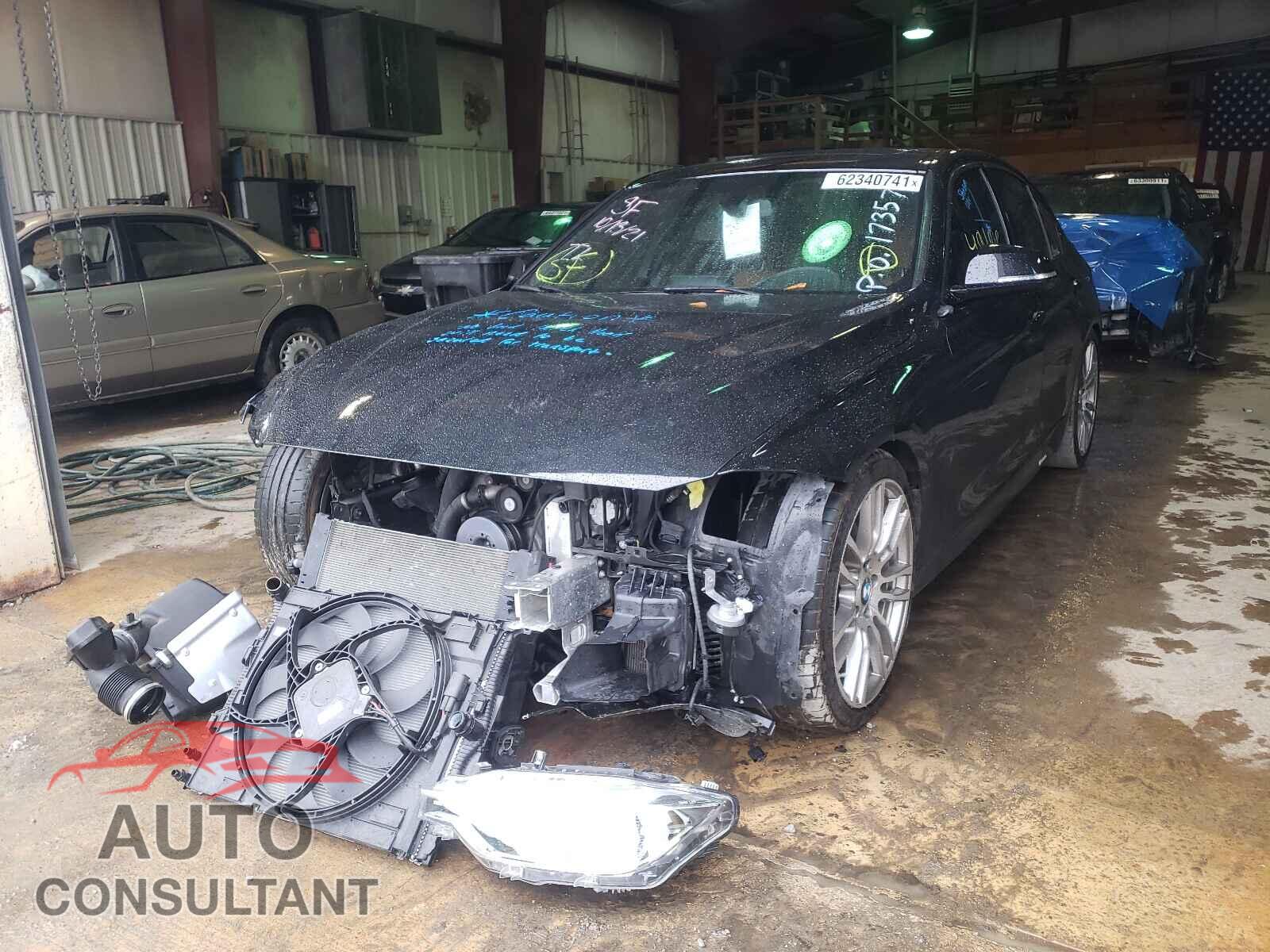 BMW 3 SERIES 2016 - WBA8B3G55GNT92046