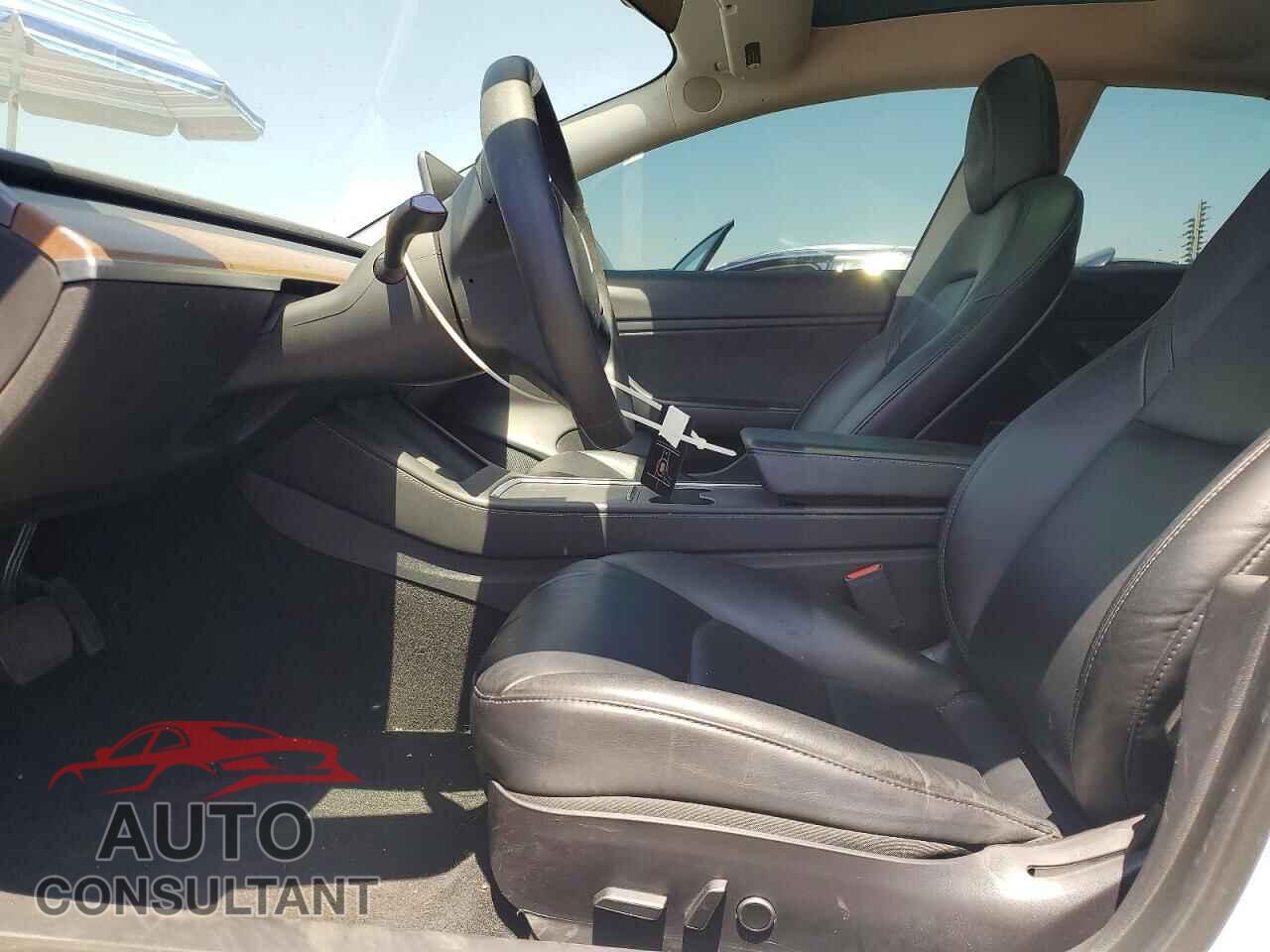 TESLA MODEL 3 2021 - 5YJ3E1EB3MF872405