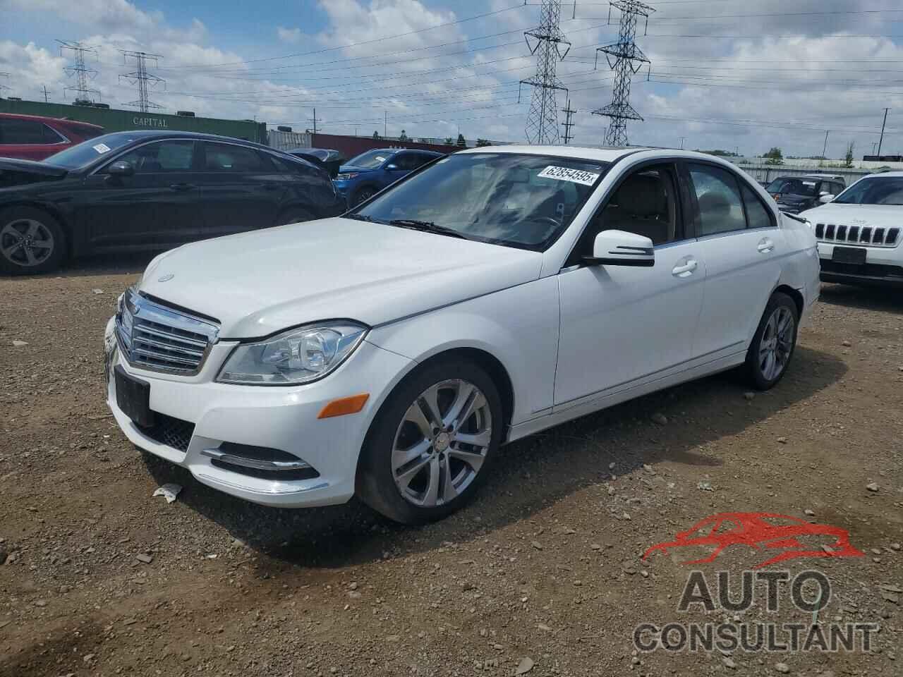 MERCEDES-BENZ C-CLASS 2013 - WDDGF8ABXDR270162