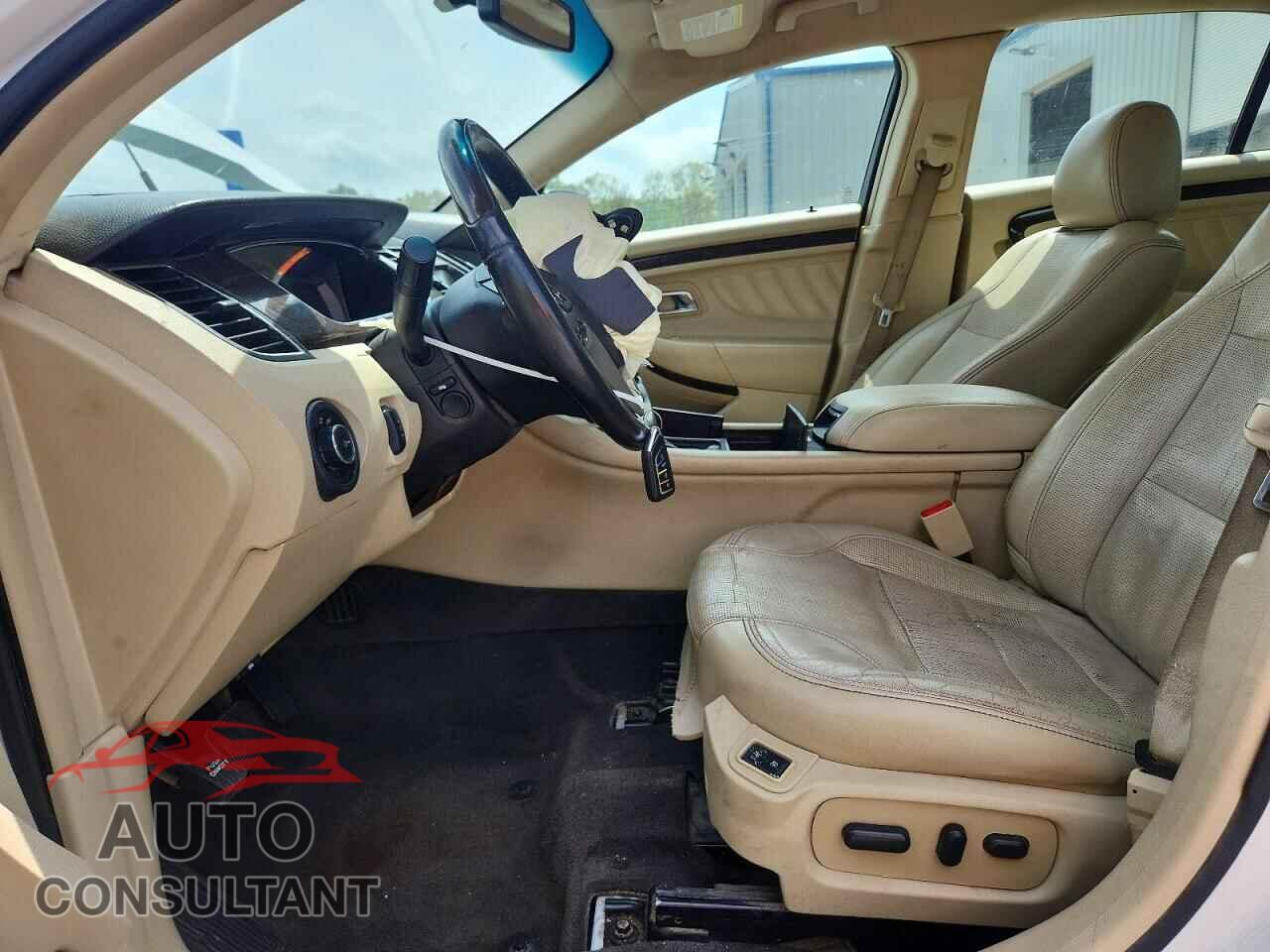 FORD TAURUS 2013 - 1FAHP2F8XDG131480