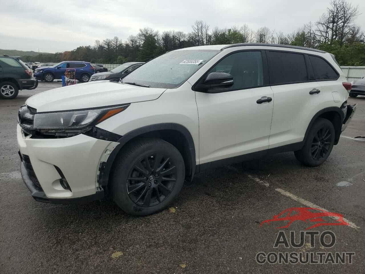 TOYOTA HIGHLANDER 2019 - 5TDJZRFH3KS975667